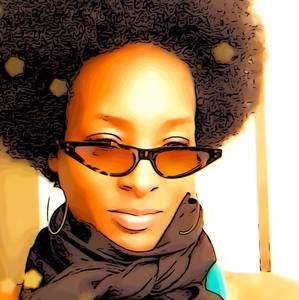 Meet your Posher, Mia